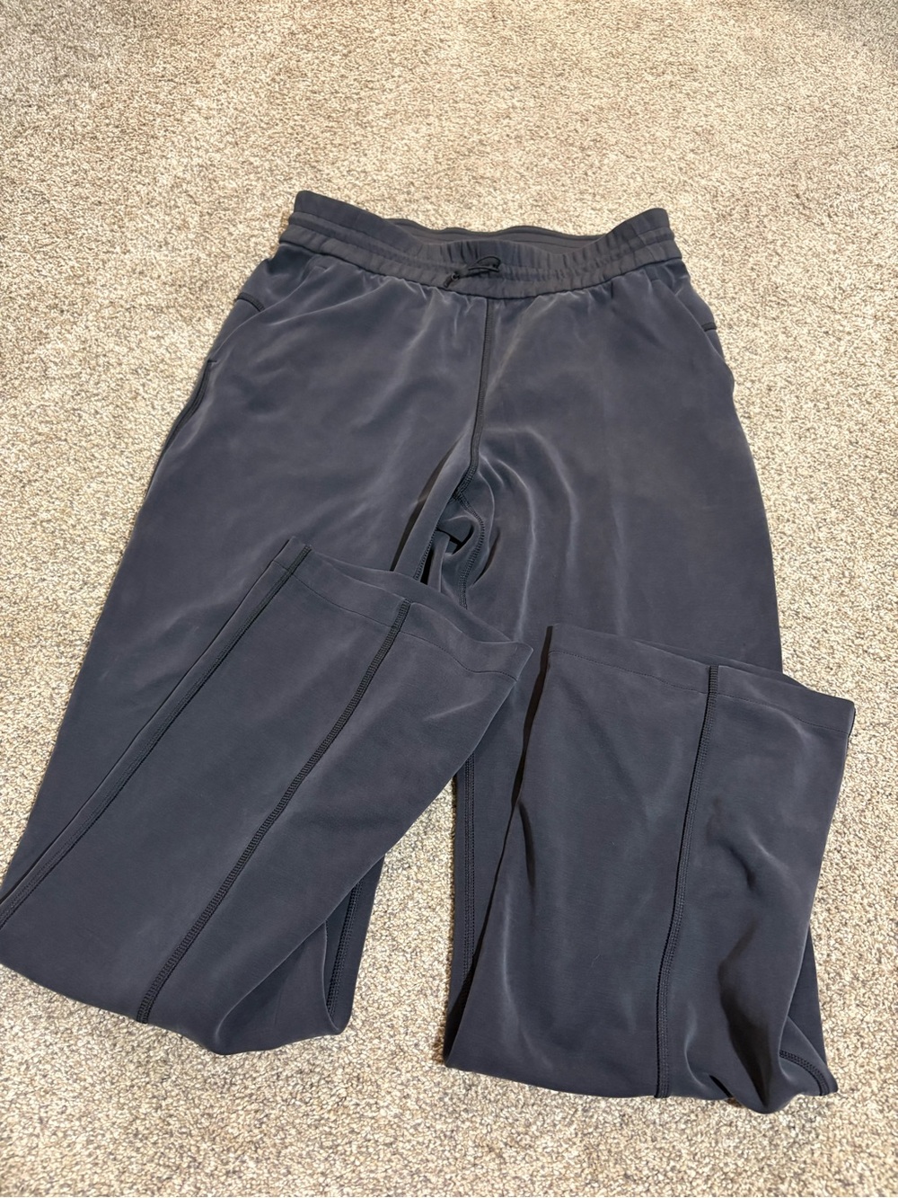Lululemon women’s softstreme pants black size 8 - Picture 3 of 5